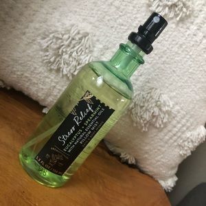 Bath & Body Works STRESS RELIEF Eucalyptus + Spearmint Pillow Mist 5.3 oz-New